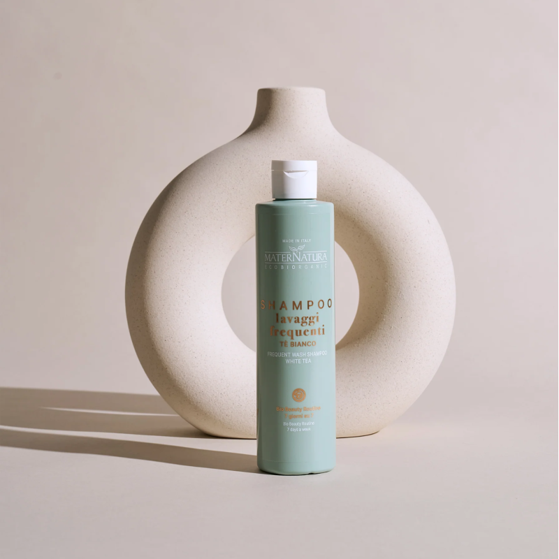 Shampoo lavaggi frequenti Tè Bianco 250 ml - Maternatura Shampoo lavaggi frequenti Tè Bianco 250 ml - Maternatura